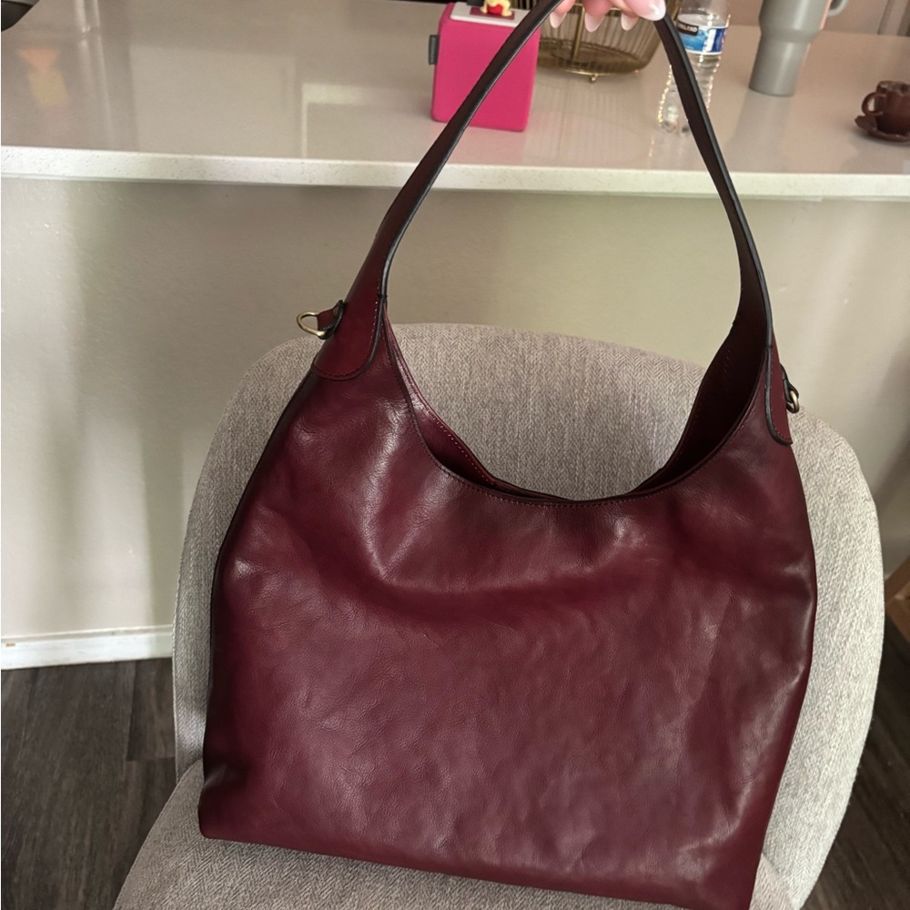 Cavalcanti Italian leather shoulder bag
